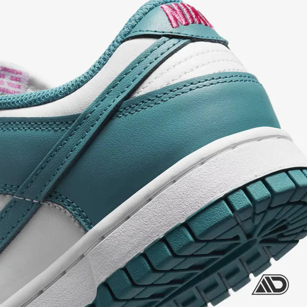 Dunk Low South Beach