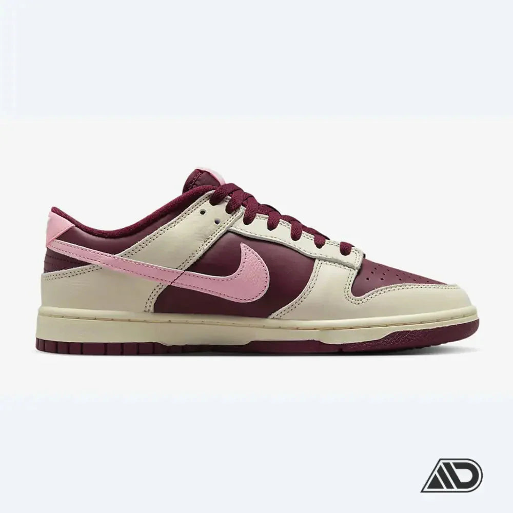 Dunk Low Valentine's Day 2023